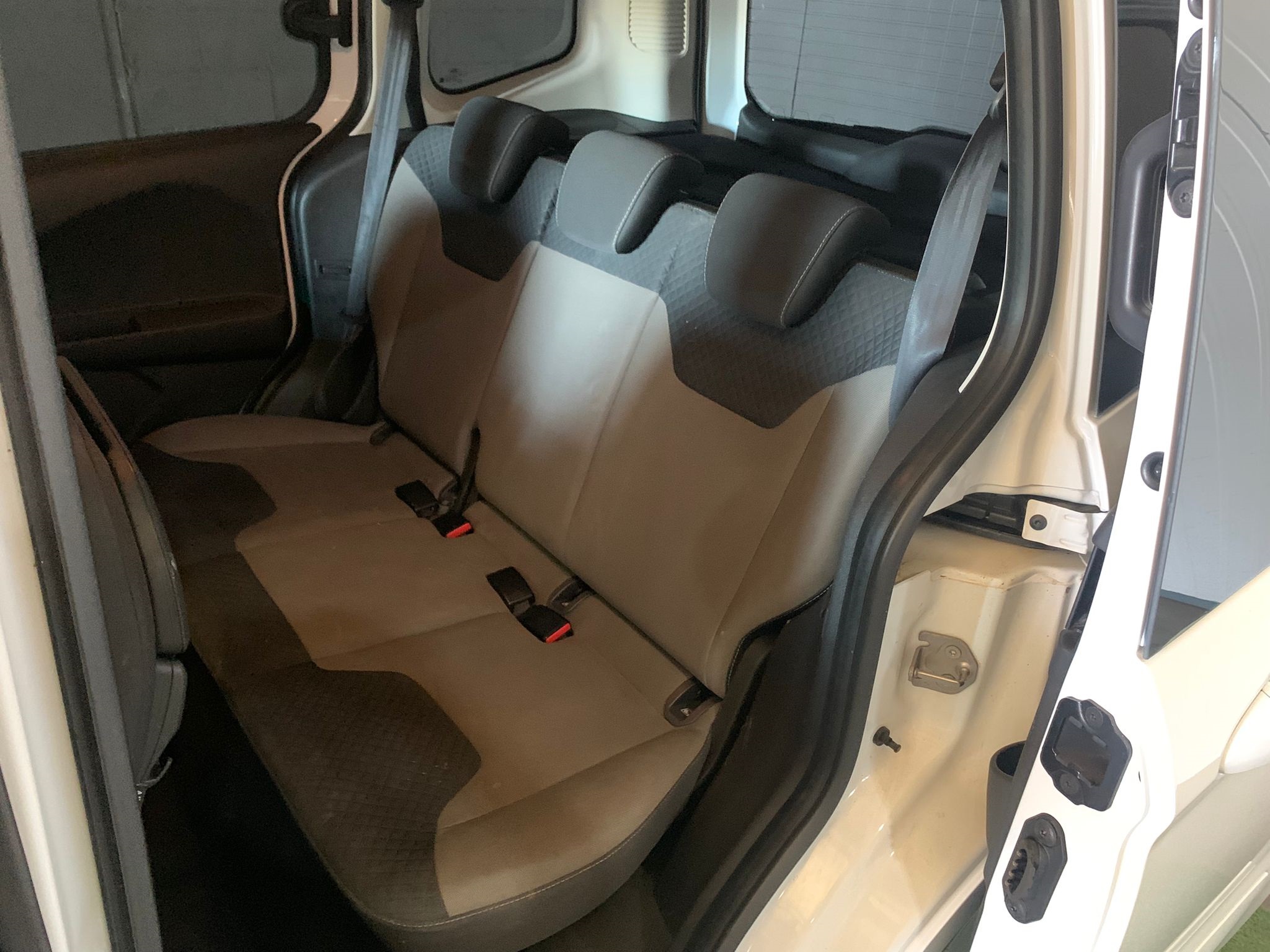 FORD TORNEO CONNECT - Imagen 6